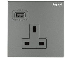 Legrand Galion-1位插座連USB充電 英國標準（深沙銀）-13A-K8/426/13/U-C3-HK