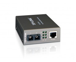TP-Link 10/100Mbps Multi-Mode Media Converter - MC100CM